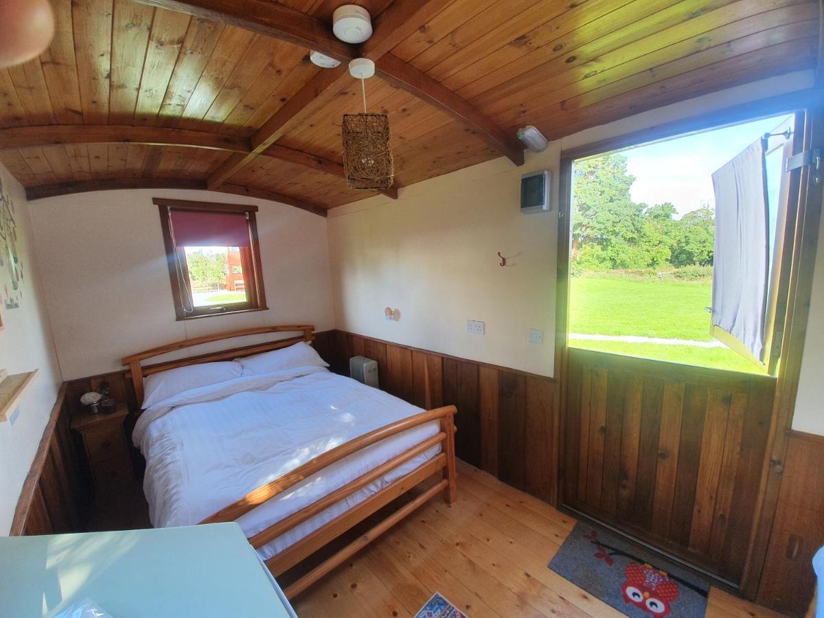 Glasson Glamping Farm Άθλον Εξωτερικό φωτογραφία
